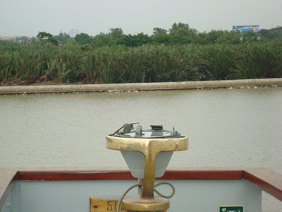 De rivier op naar Bangkok